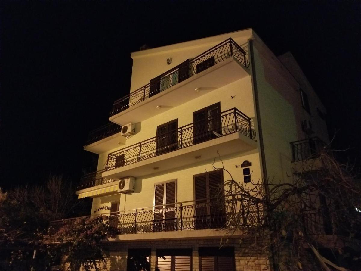 Danyja Apartments スベティ・フィリップ・イ・ヤコブ エクステリア 写真