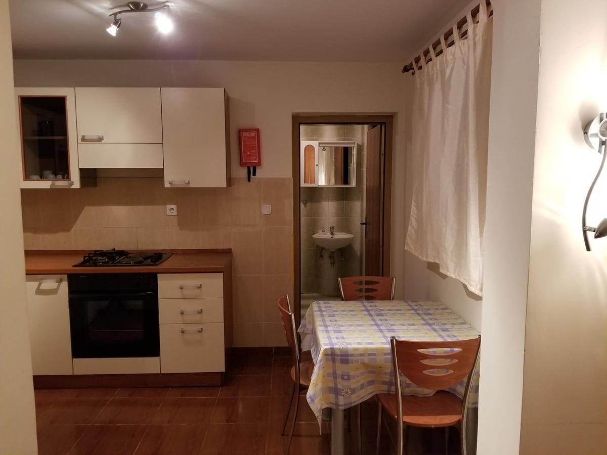 Danyja Apartments スベティ・フィリップ・イ・ヤコブ エクステリア 写真