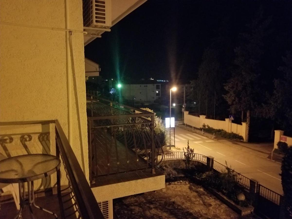 Danyja Apartments スベティ・フィリップ・イ・ヤコブ エクステリア 写真