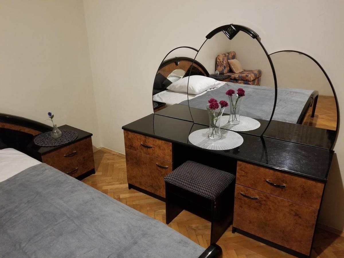 Danyja Apartments スベティ・フィリップ・イ・ヤコブ エクステリア 写真